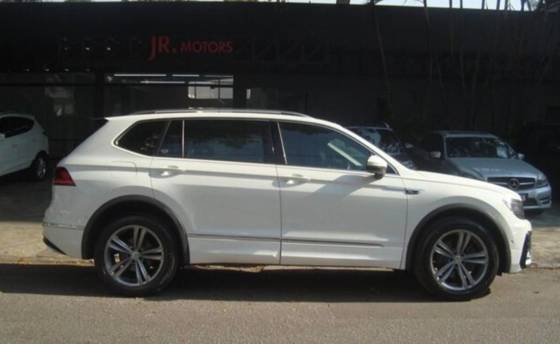 VOLKSWAGEN TIGUAN 2.0 350 TSI GASOLINA ALLSPACE R-LINE 4MOTION DSG VOLKSWAGEN TIGUAN 2.0 350 TSI GASOLINA ALLSPACE R-LINE 4MOTION DSG